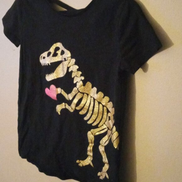 Carters kid size: 6-6X shirts EUC 5 piece bundle - Picture 9 of 12